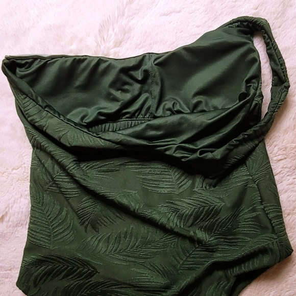 Kenny Flowers Costa Rica Palm Jacquard One Shoulder 1 Piece Swimsuit Green Small - Picture 3 of 8